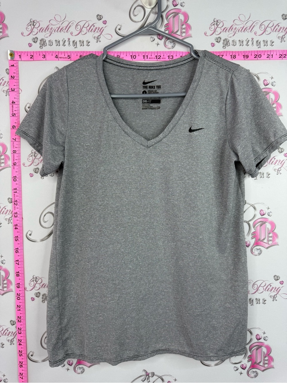 Nike dri fit tshirt Women's Gray V-Neck Dri-FIT Tee stripes athletic cut
